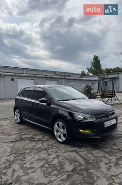 Хэтчбек Volkswagen Polo 2011 в 
