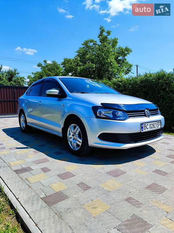 Седан Volkswagen Polo 2011 в Меденичах