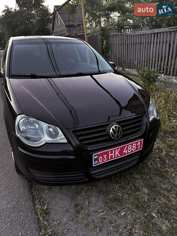 Хетчбек Volkswagen Polo 2009 в Дніпрі