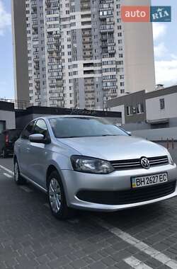 Седан Volkswagen Polo 2011 в 