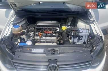 Седан Volkswagen Polo 2011 в 