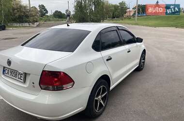 Седан Volkswagen Polo 2011 в 