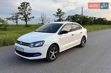 Седан Volkswagen Polo 2011 в 