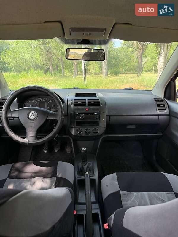 Хетчбек Volkswagen Polo 2008 в Запоріжжі