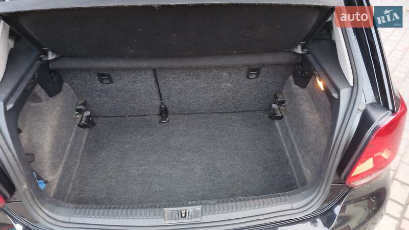 Хэтчбек Volkswagen Polo 2009 в Здолбунове