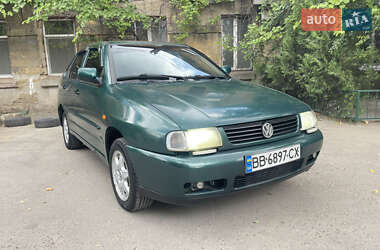 Седан Volkswagen Polo 1999 в Одесі
