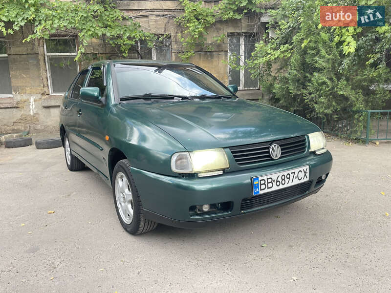 Volkswagen Polo 1999