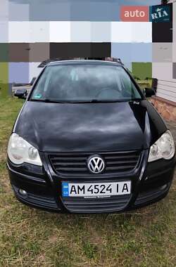 Хетчбек Volkswagen Polo 2008 в Олевську