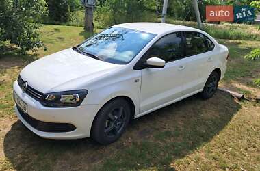 Седан Volkswagen Polo 2013 в Южноукраїнську