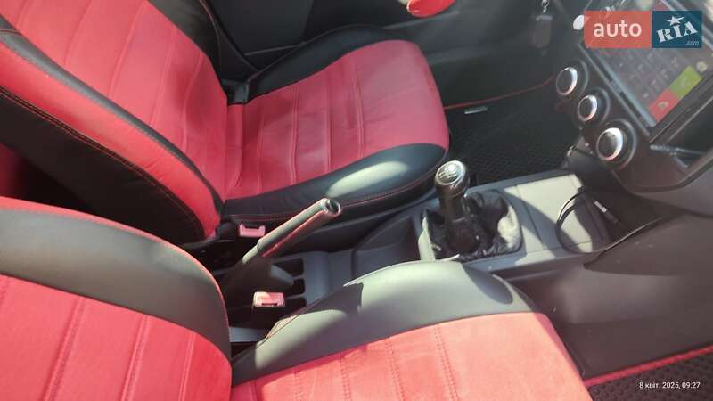 Хетчбек Volkswagen Polo 2003 в Дніпрі