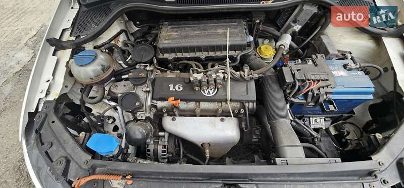 Седан Volkswagen Polo 2011 в Дніпрі