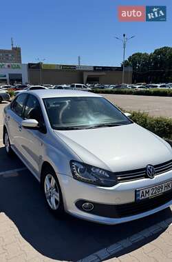 Седан Volkswagen Polo 2014 в Житомире