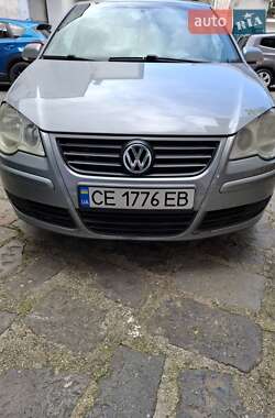 Хэтчбек Volkswagen Polo 2009 в Черновцах