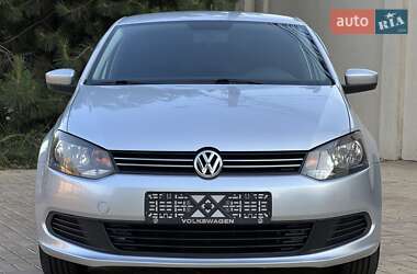 Седан Volkswagen Polo 2011 в 
