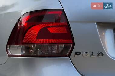 Седан Volkswagen Polo 2011 в 