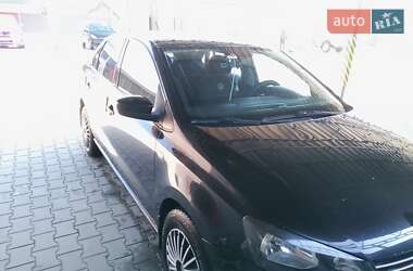Седан Volkswagen Polo 2011 в 