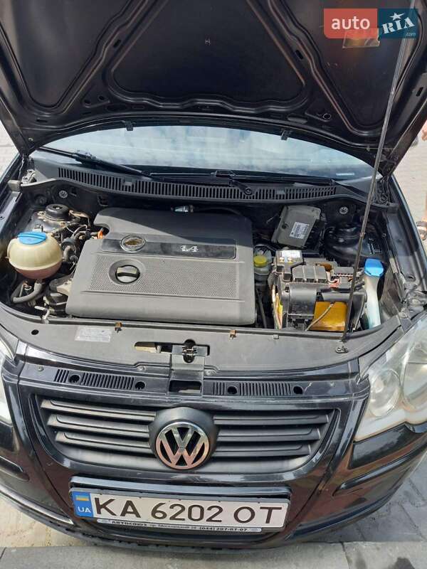 Хэтчбек Volkswagen Polo 2007 в Киеве