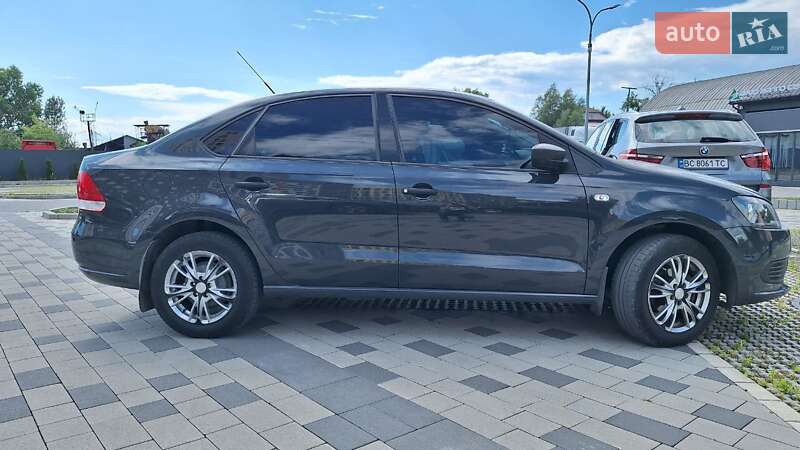Седан Volkswagen Polo 2012 в Львове
