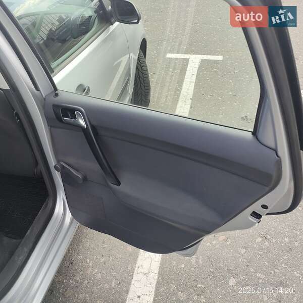 Хетчбек Volkswagen Polo 2005 в Києві фото 27 Хетчбек Volkswagen Polo 2005 в Києві