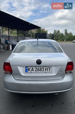 Седан Volkswagen Polo 2013 в 