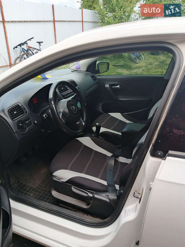 Седан Volkswagen Polo 2012 в Кропивницком