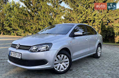 Седан Volkswagen Polo 2013 в Дубно