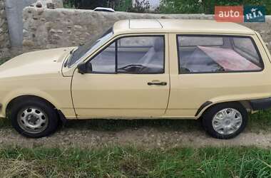 Хэтчбек Volkswagen Polo 1987 в Ивано-Франковске