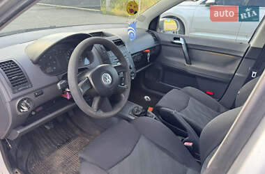 Хэтчбек Volkswagen Polo 2005 в 