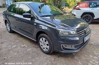 Седан Volkswagen Polo 2015 в Николаеве