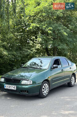 Седан Volkswagen Polo 1998 в Києві