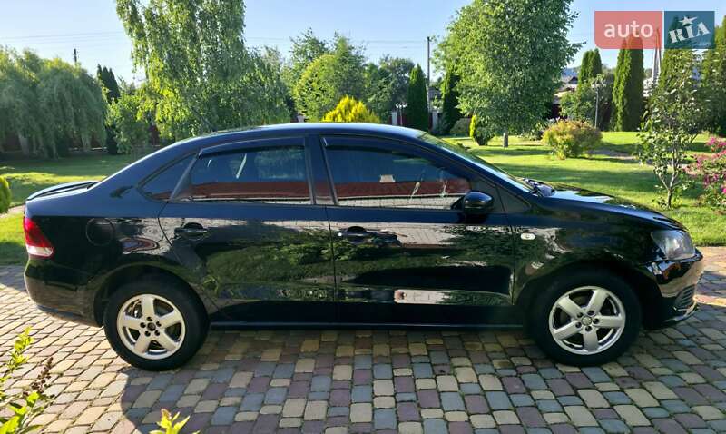 Седан Volkswagen Polo 2013 в Киеве фото 11 Седан Volkswagen Polo 2013 в Киеве