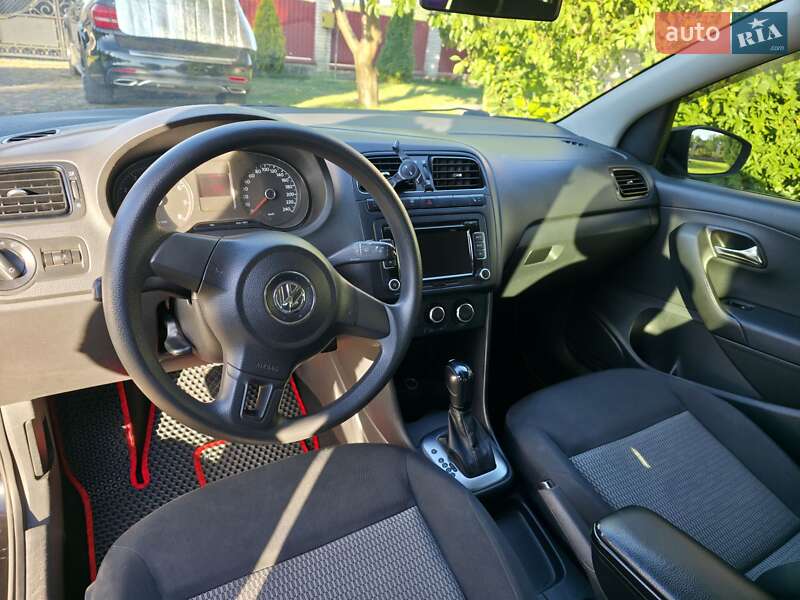 Седан Volkswagen Polo 2013 в Киеве фото 22 Седан Volkswagen Polo 2013 в Киеве
