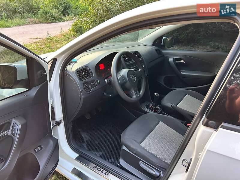 Седан Volkswagen Polo 2012 в Харькове