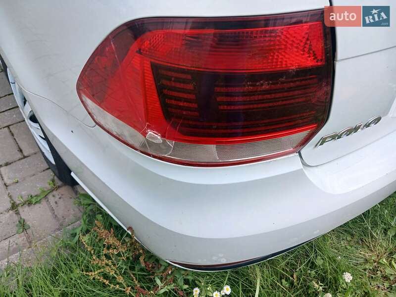 Седан Volkswagen Polo 2017 в Львове