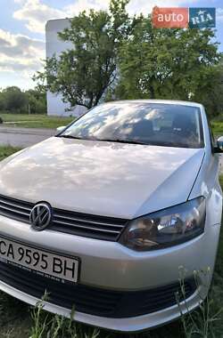 Седан Volkswagen Polo 2012 в Умані