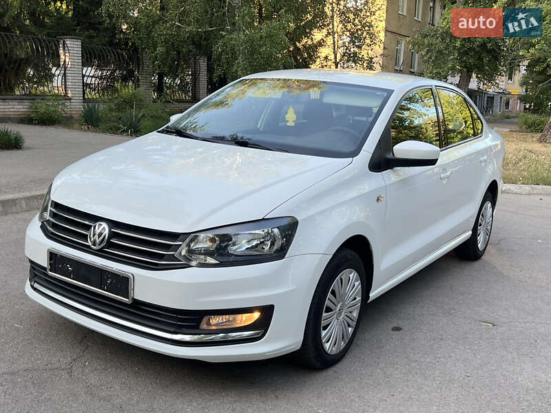 Volkswagen Polo 2016