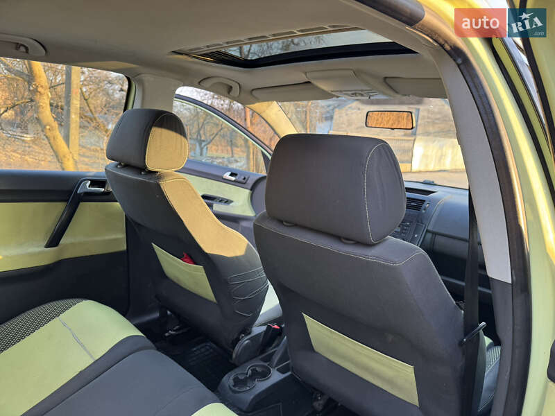 Хэтчбек Volkswagen Polo 2007 в Львове