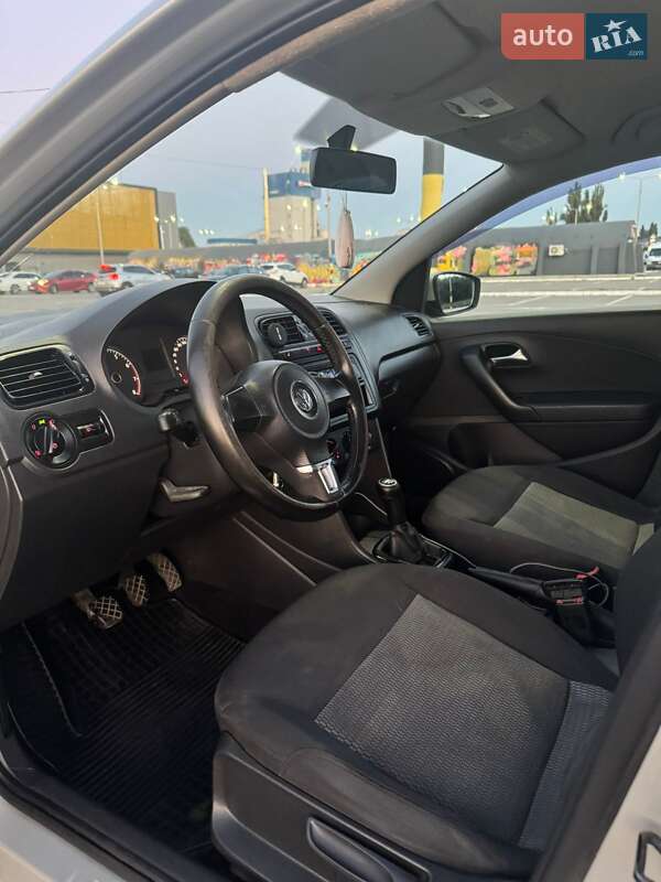 Седан Volkswagen Polo 2011 в Києві