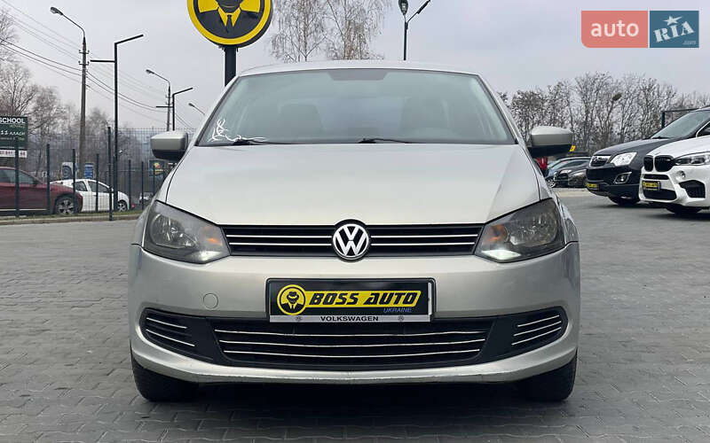 Седан Volkswagen Polo 2011 в Чернівцях фото 2 Седан Volkswagen Polo 2011 в Чернівцях