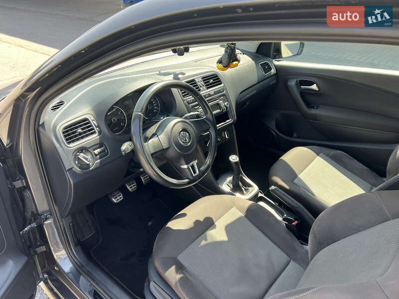 Хэтчбек Volkswagen Polo 2012 в Запорожье фото 12 Хэтчбек Volkswagen Polo 2012 в Запорожье