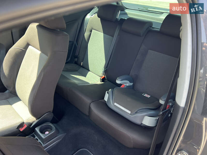 Хэтчбек Volkswagen Polo 2012 в Запорожье фото 9 Хэтчбек Volkswagen Polo 2012 в Запорожье