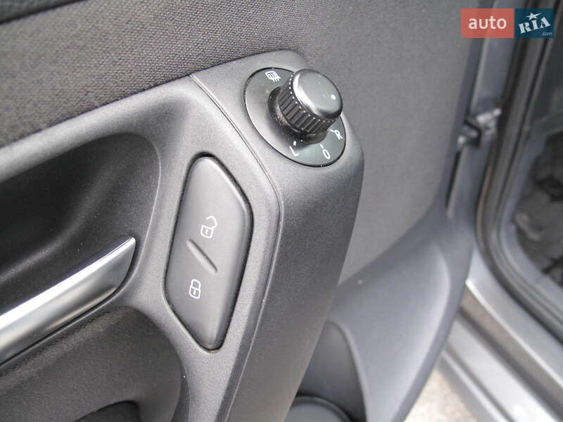 Хетчбек Volkswagen Polo 2011 в Києві