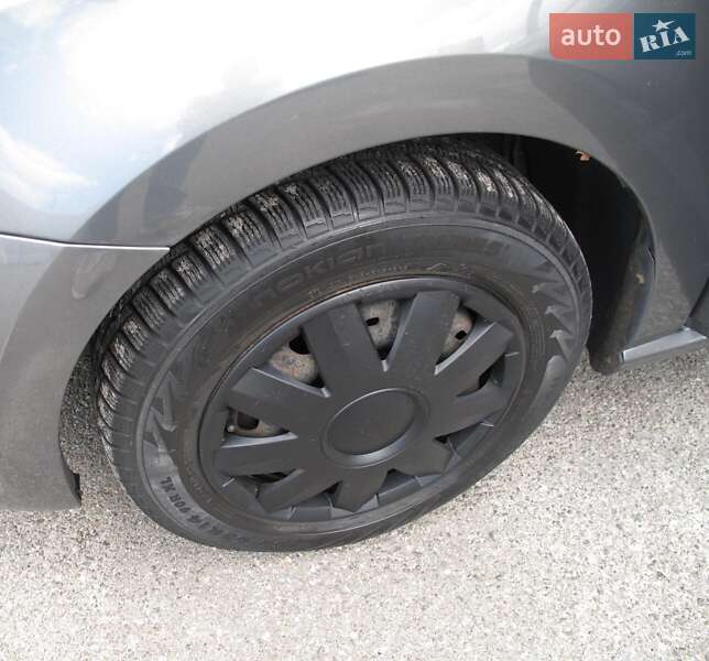 Хетчбек Volkswagen Polo 2011 в Києві