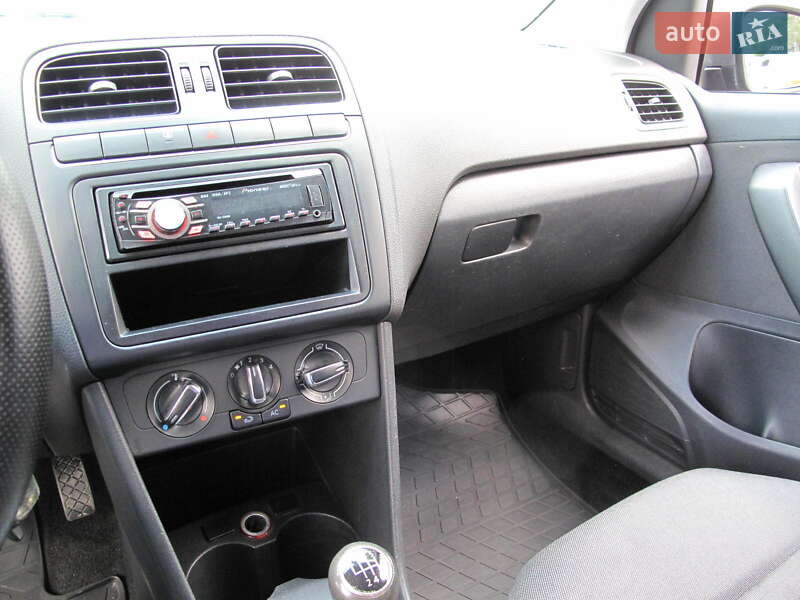 Хетчбек Volkswagen Polo 2011 в Києві