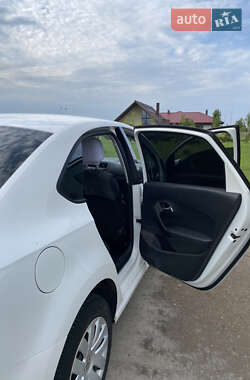 Седан Volkswagen Polo 2012 в Коростене