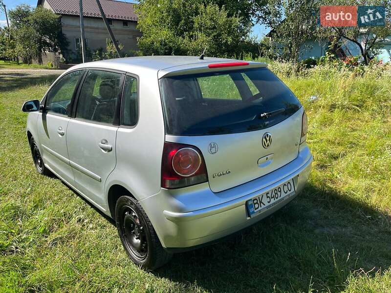 Хетчбек Volkswagen Polo 2005 в Костопілі