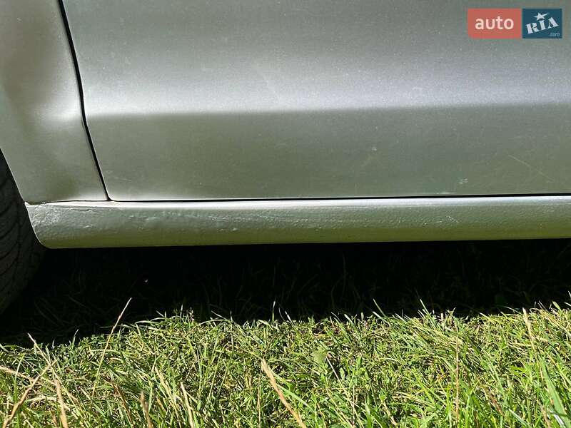 Хетчбек Volkswagen Polo 2005 в Костопілі