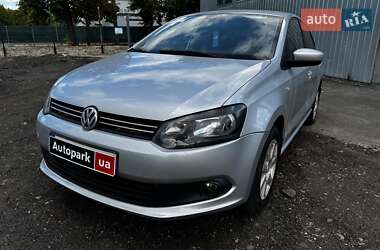 Седан Volkswagen Polo 2012 в Киеве