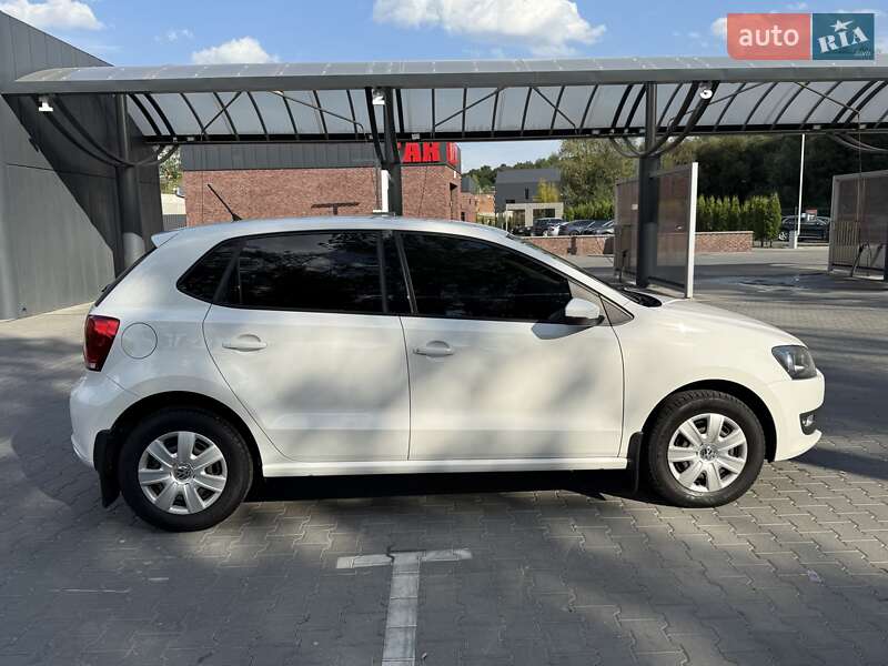 Хетчбек Volkswagen Polo 2013 в Хмельницькому