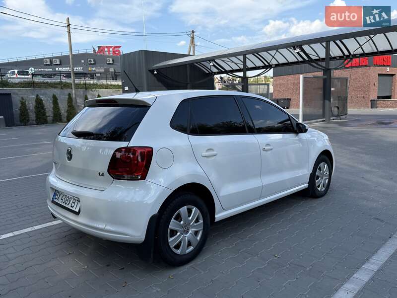 Хетчбек Volkswagen Polo 2013 в Хмельницькому